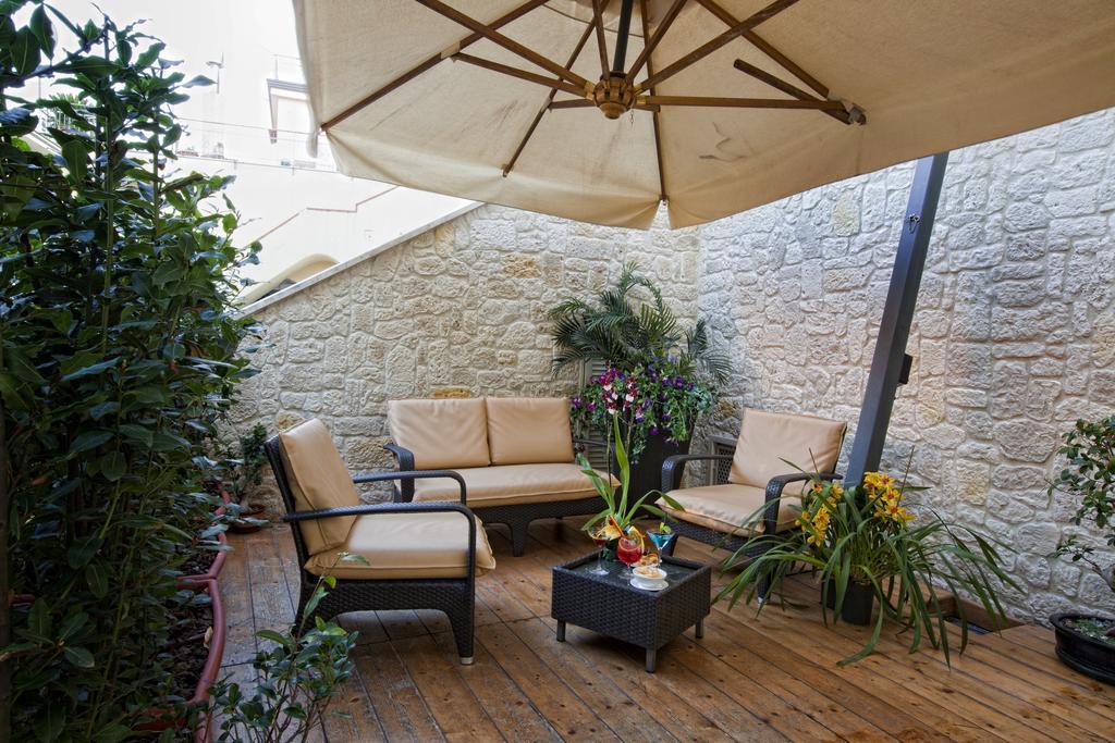 Hotel Cenacolo Somma Vesuviana Esterno foto