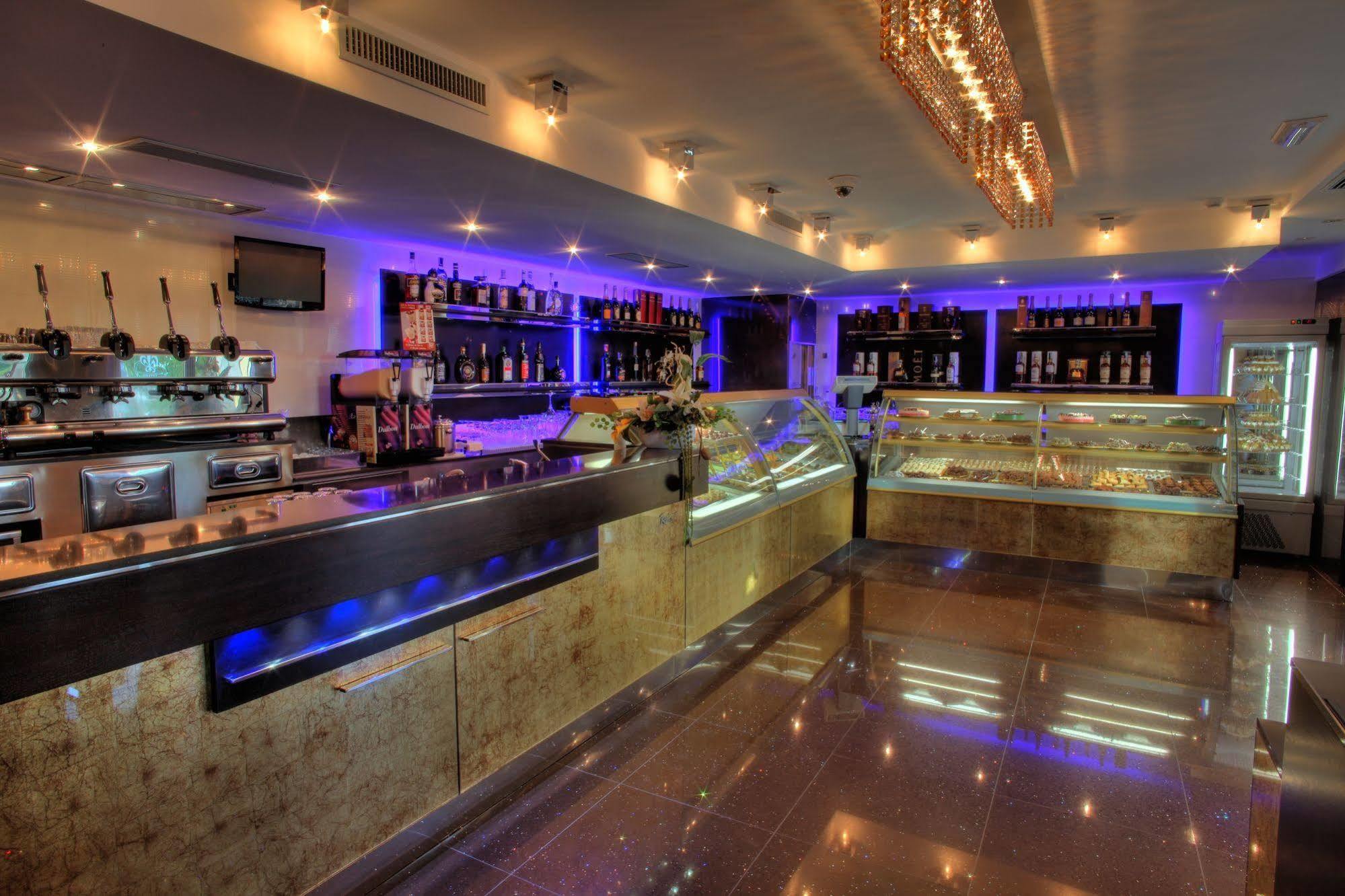 Hotel Cenacolo Somma Vesuviana Esterno foto