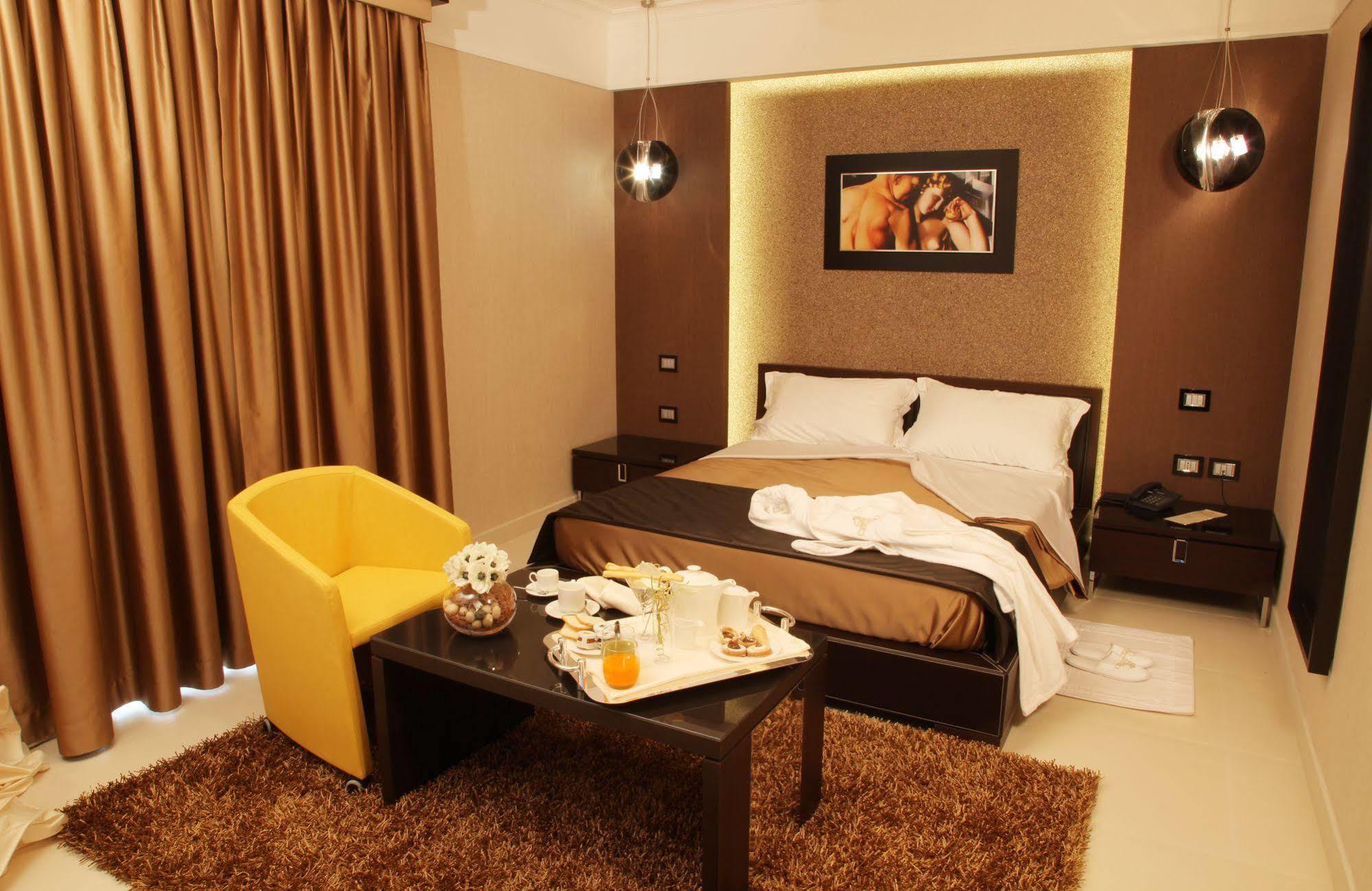 Hotel Cenacolo Somma Vesuviana Esterno foto